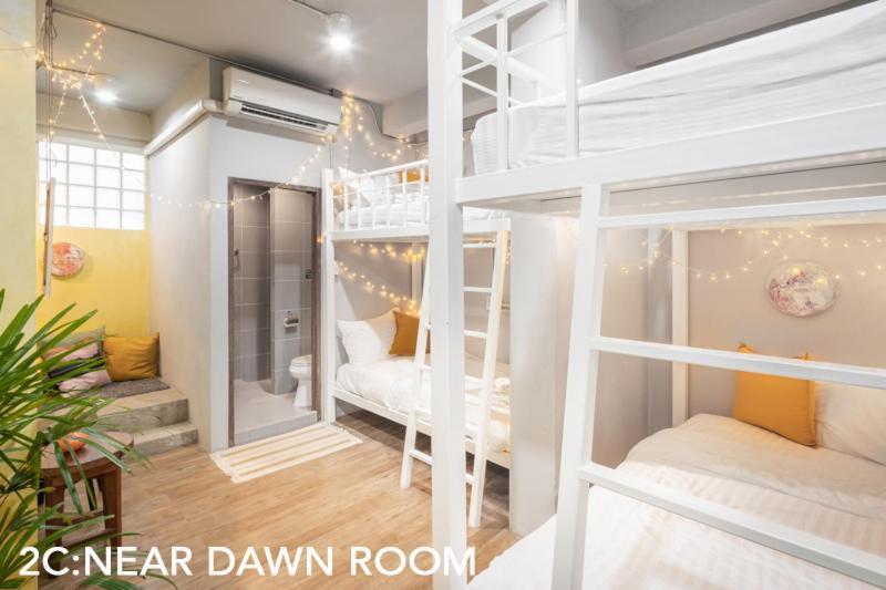 Better Moon Guesthouse Bangkok Exterior photo