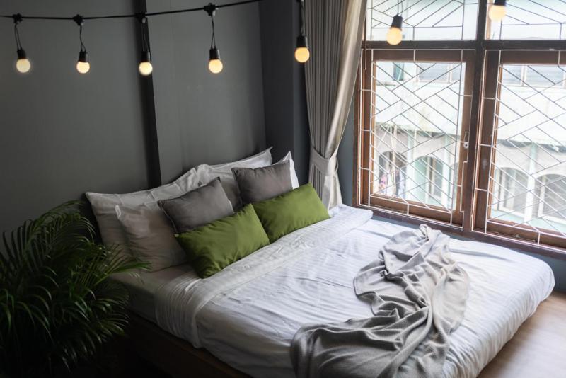 Better Moon Guesthouse Bangkok Exterior photo